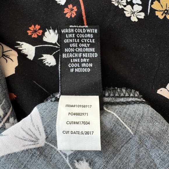 Torrid Plus Size 4 BLACK FLORAL Faux Wrap Dress - Picture 11 of 14